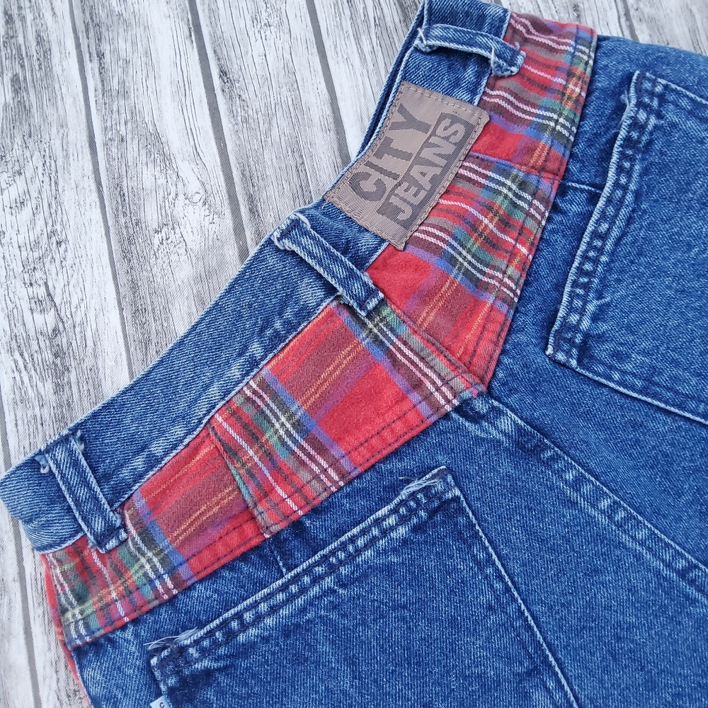 City Jeans Vintage High Rise Demim Mom Shorts Sz 8